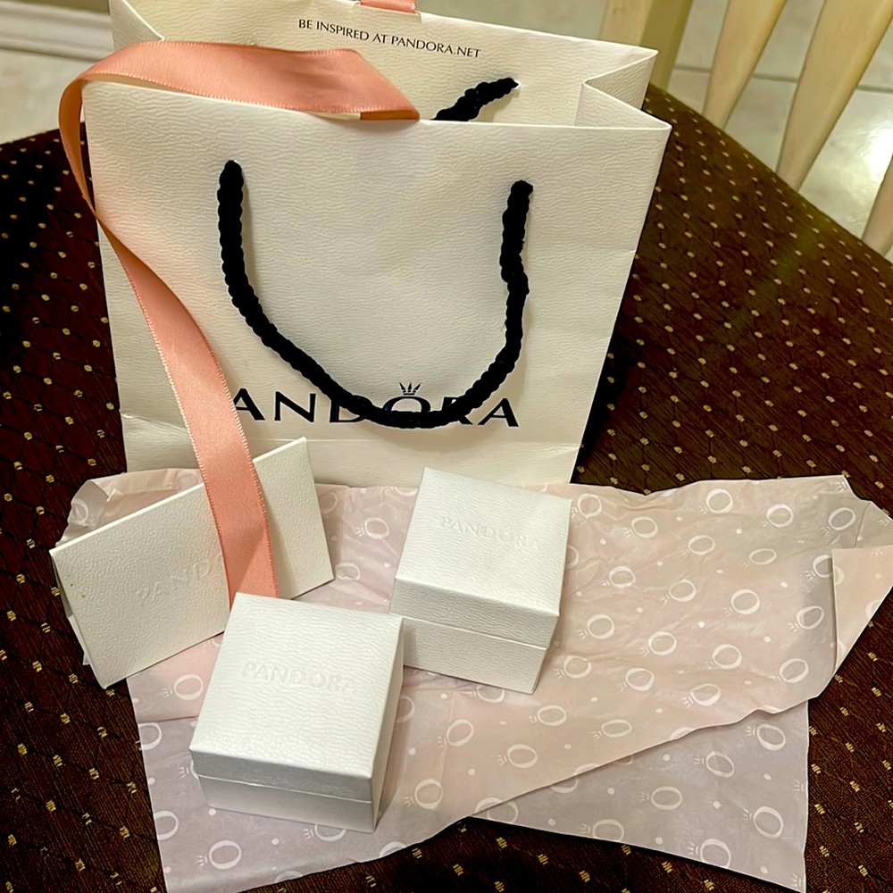 Pandora gift bag and 2 boxes
